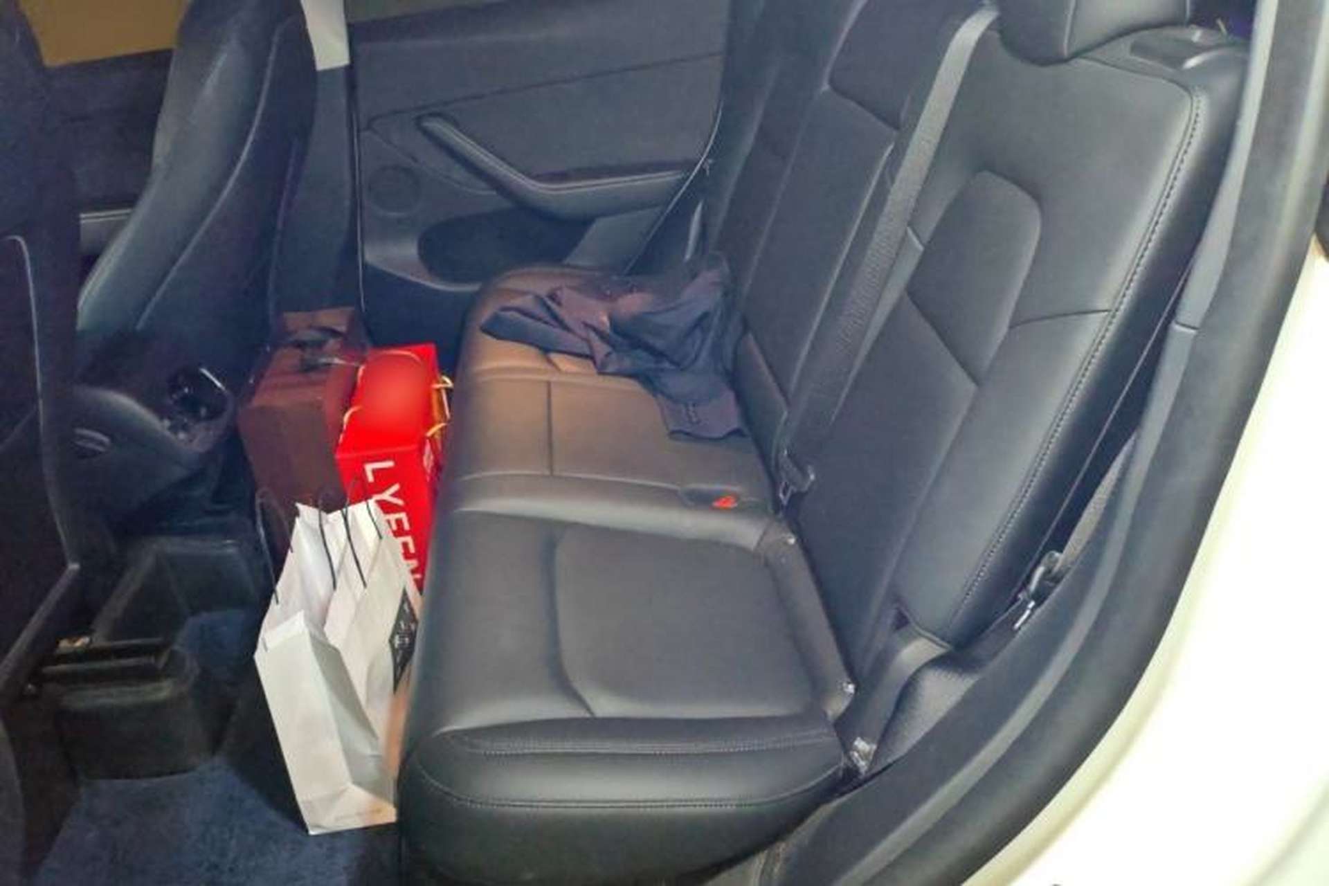 Used Tesla Model Y 2021 Long-Range All-Wheel-Drive Version Left Rear Seat