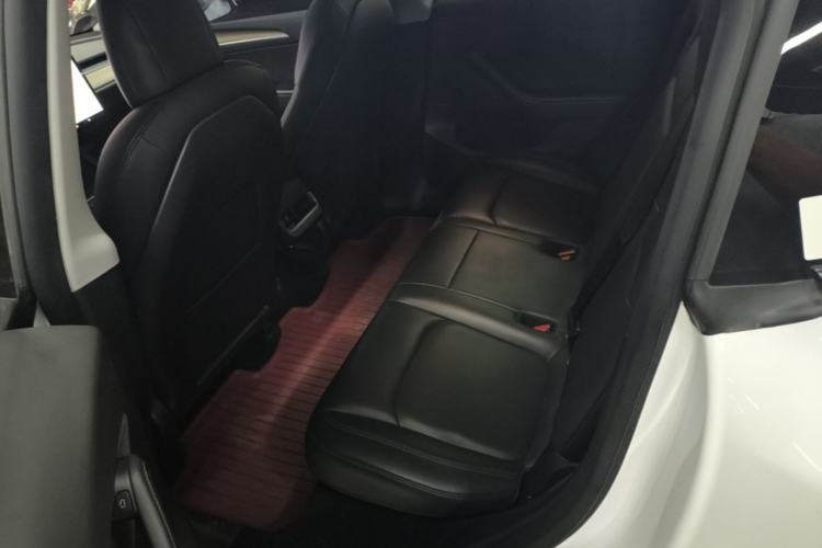Used Tesla Model Y 2021 Long-Range All-Wheel-Drive Version 3D7 Left Rear Seat