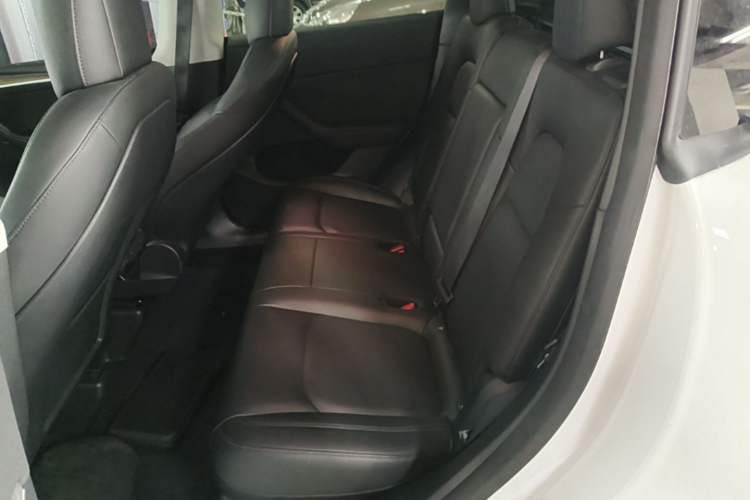 Used Tesla Model Y 2021 Long-Range All-Wheel-Drive Version 3D7 Left Rear Seat