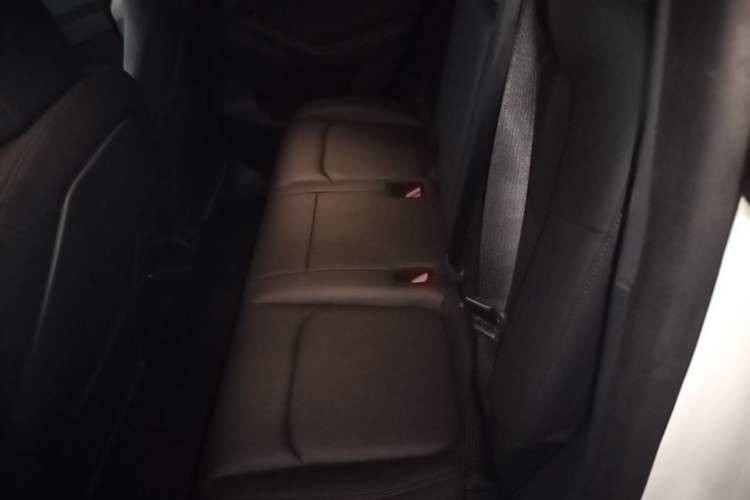 Used Tesla Model Y 2021 Long-Range All-Wheel-Drive Version Left Rear Seat