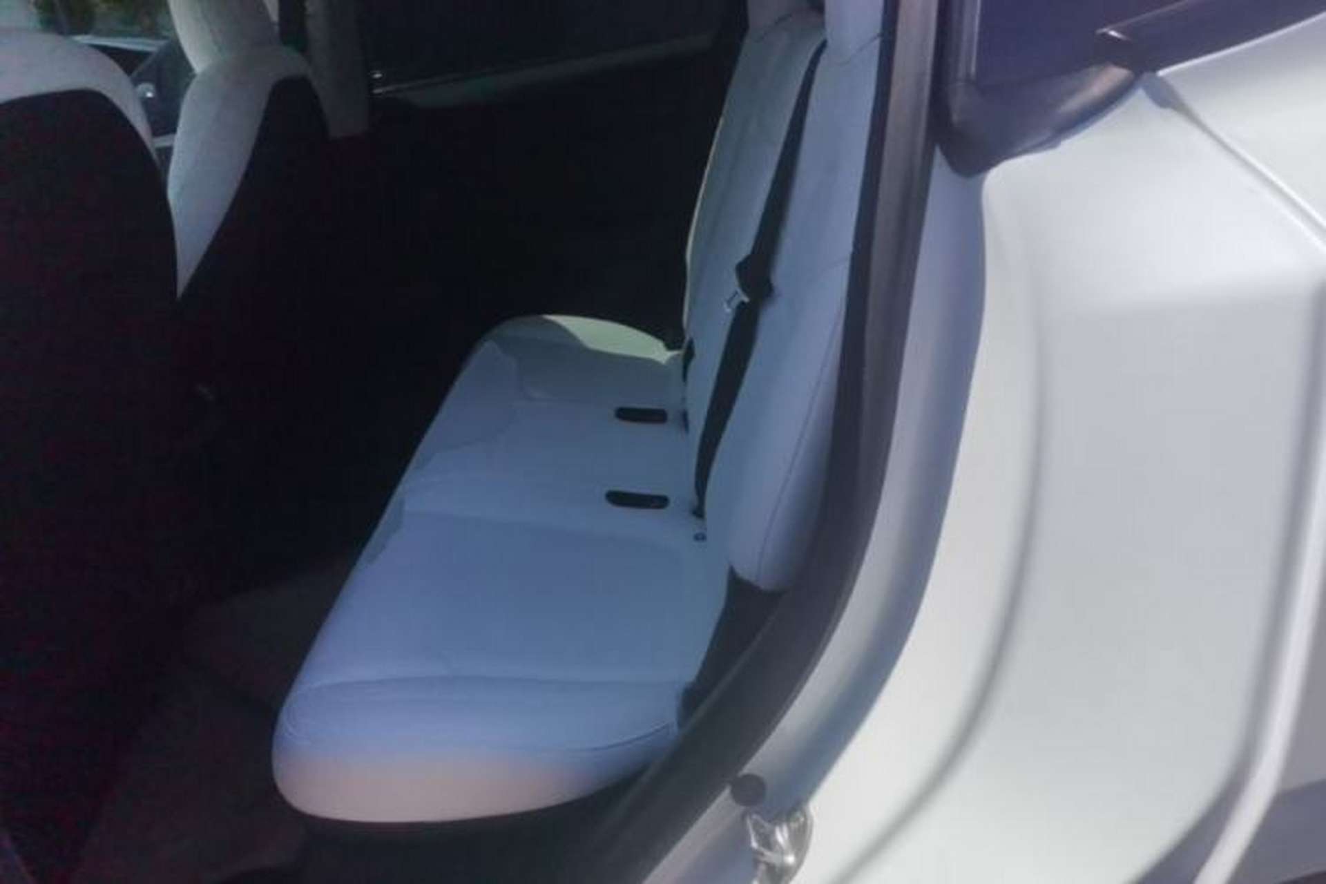 Used Tesla Model Y 2021 Revised Version Long-Range All-Wheel Drive Edition 3D5 Left Rear Seat
