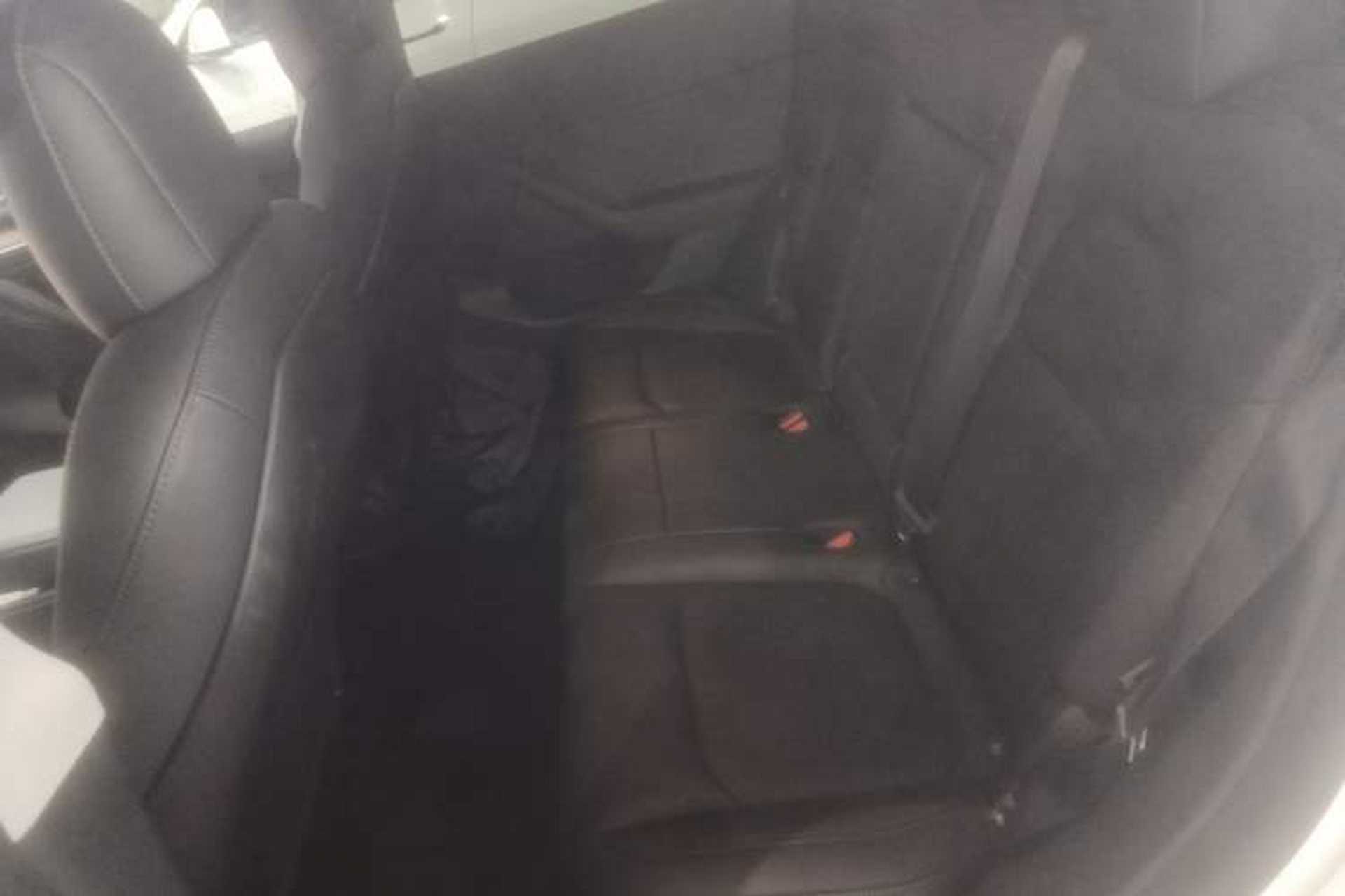 Used Tesla Model Y 2021 Standard Range Rear-Wheel Drive Version Left Rear Seat