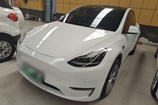 Ojetý Tesla Model Y 2021 Standard Range Rear-Wheel Drive Version