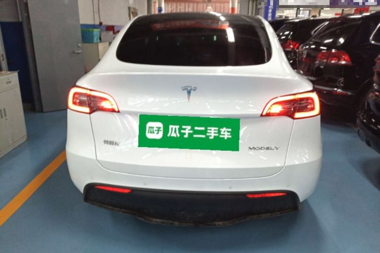 Used Tesla Model Y 2021 Long-Range All-Wheel-Drive Version Rear