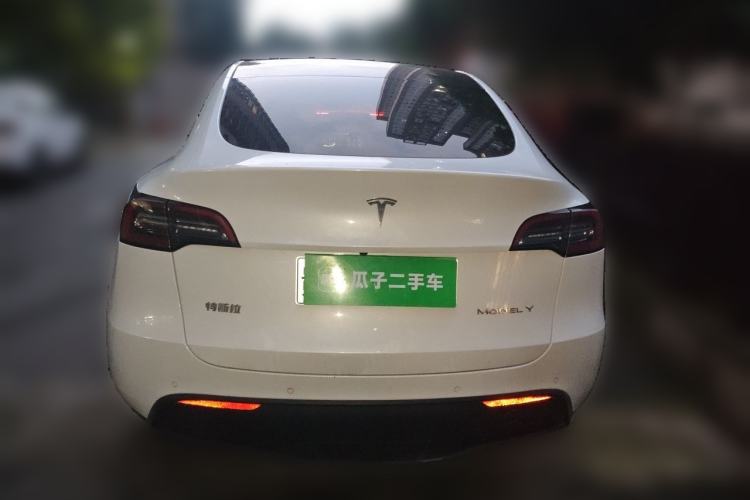 Used Tesla Model Y 2021 Long-Range All-Wheel-Drive Version Rear
