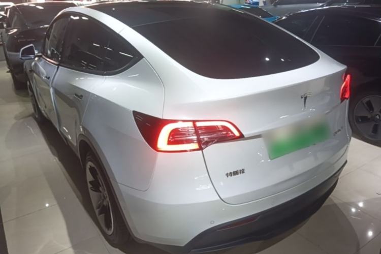 Used Tesla Model Y 2021 Standard Range Rear-Wheel Drive Version Rear Left 45 Deg