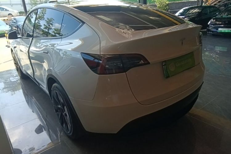 Used Tesla Model Y 2021 Standard Range Rear-Wheel Drive Version Rear Left 45 Deg