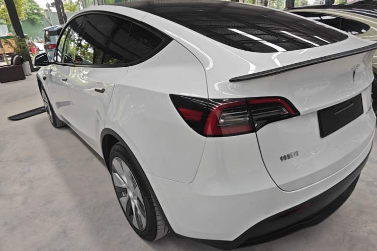 Used Tesla Model Y 2021 Standard Range Rear-Wheel Drive Version Rear Left 45 Deg