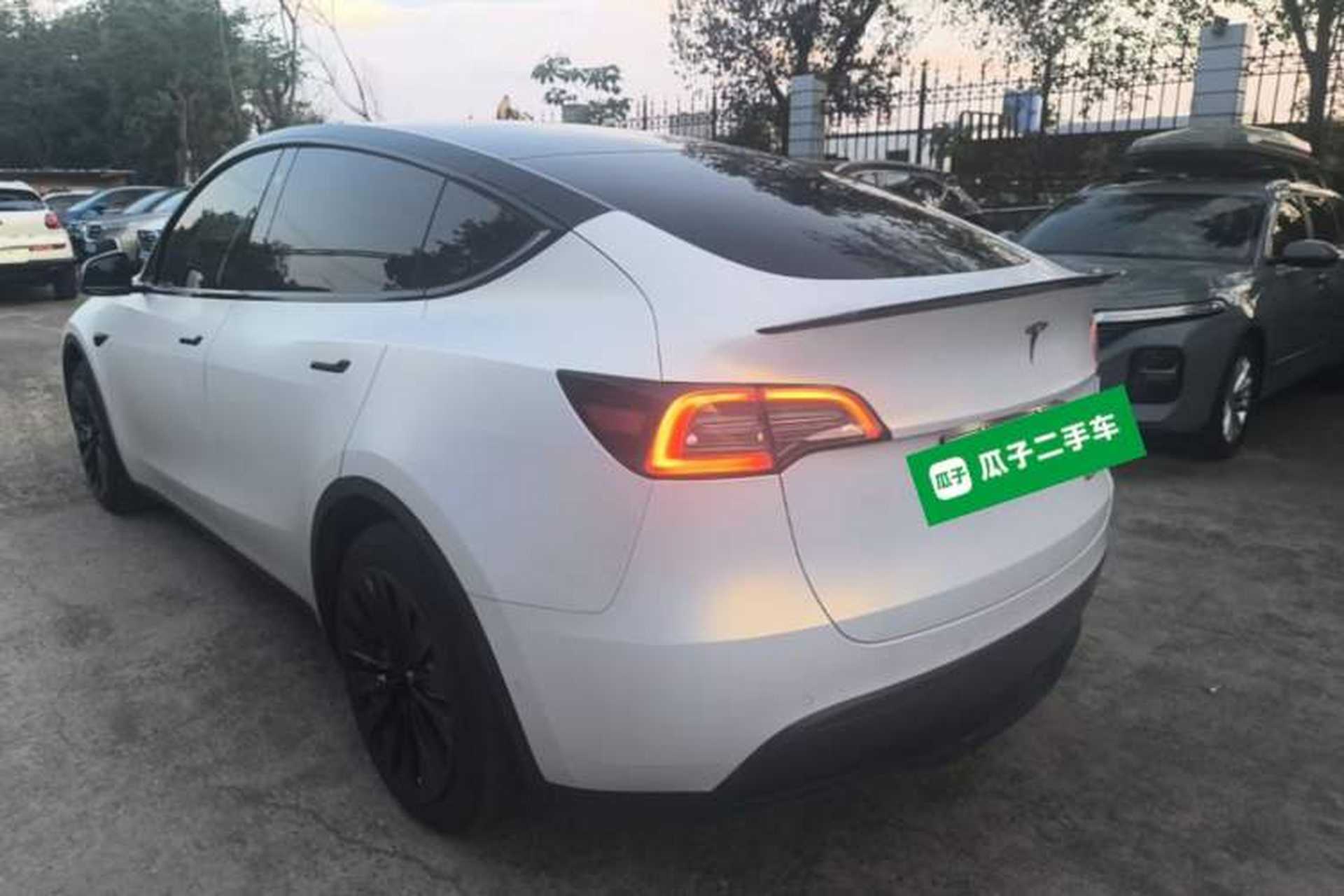 Used Tesla Model Y 2021 Standard Range Rear-Wheel Drive Version Rear Left 45 Deg
