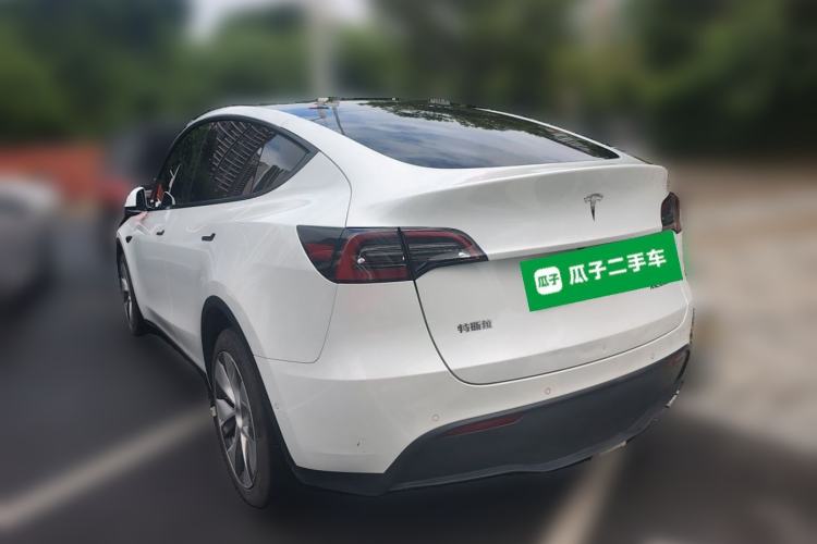 Used Tesla Model Y 2021 Long-Range All-Wheel-Drive Version 3D7 Rear Left 45 Deg