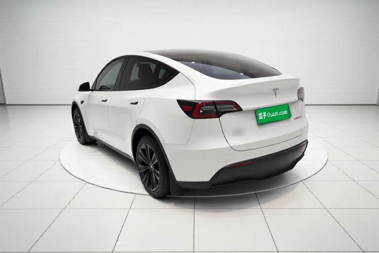 Used Tesla Model Y 2021 Long-Range All-Wheel-Drive Version Rear Left 45 Deg