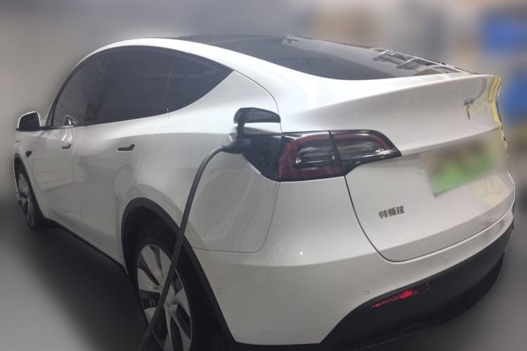 Used Tesla Model Y 2021 Long-Range All-Wheel-Drive Version Rear Left 45 Deg