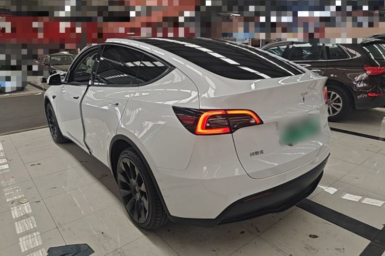 Used Tesla Model Y 2021 Long-Range All-Wheel-Drive Version Rear Left 45 Deg