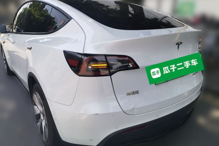 Used Tesla Model Y 2021 Long-Range All-Wheel-Drive Version 3D7 Rear Left 45 Deg