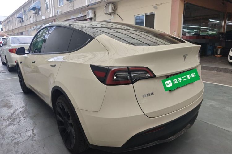 Used Tesla Model Y 2021 Long-Range All-Wheel-Drive Version Rear Left 45 Deg