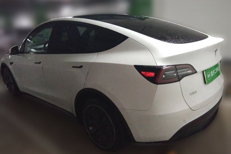 Used Tesla Model Y 2021 Long-Range All-Wheel-Drive Version Rear Left 45 Deg