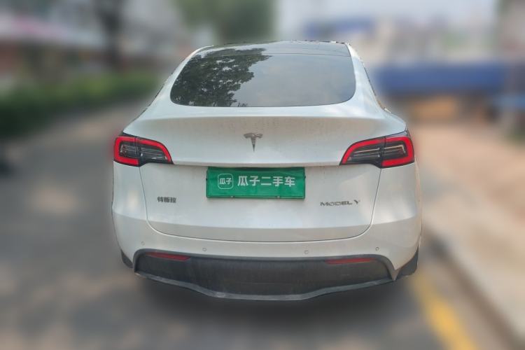 Used Tesla Model Y 2021 Long-Range All-Wheel-Drive Version Rear