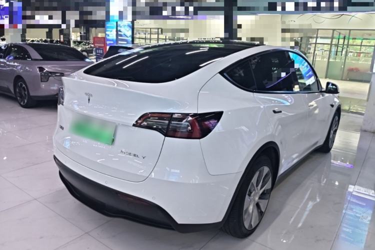 Used Tesla Model Y 2021 Long-Range All-Wheel-Drive Version Rear Right 45 Deg
