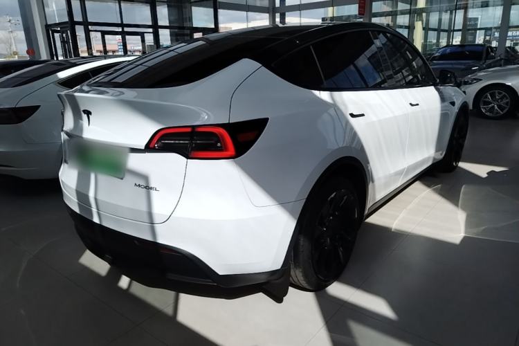 Used Tesla Model Y 2021 Standard Range Rear-Wheel Drive Version Rear Right 45 Deg