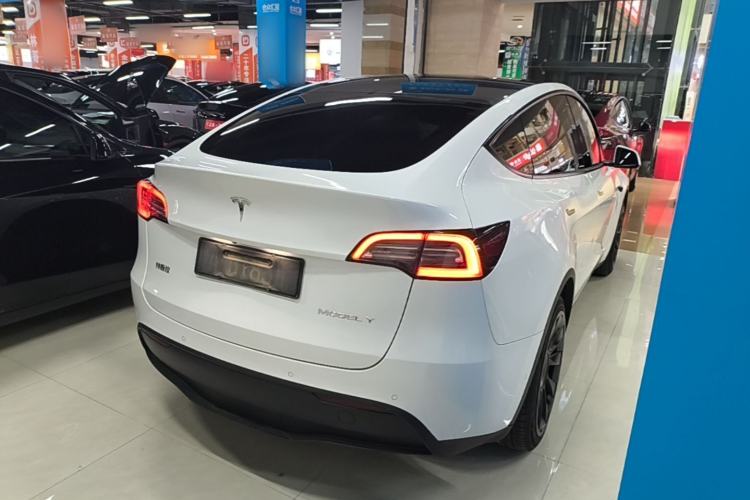 Used Tesla Model Y 2021 Long-Range All-Wheel-Drive Version 3D7 Rear Right 45 Deg