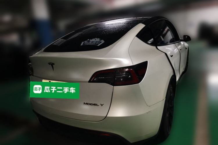 Used Tesla Model Y 2021 Standard Range Rear-Wheel Drive Version Rear Right 45 Deg