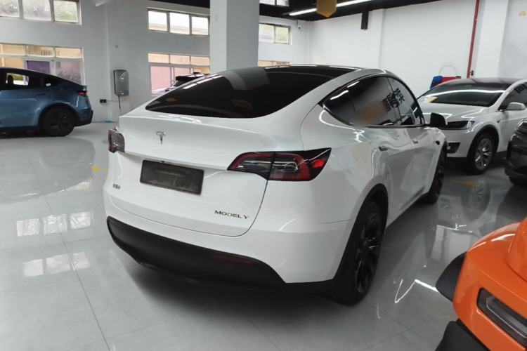 Used Tesla Model Y 2021 Long-Range All-Wheel-Drive Version Rear Right 45 Deg