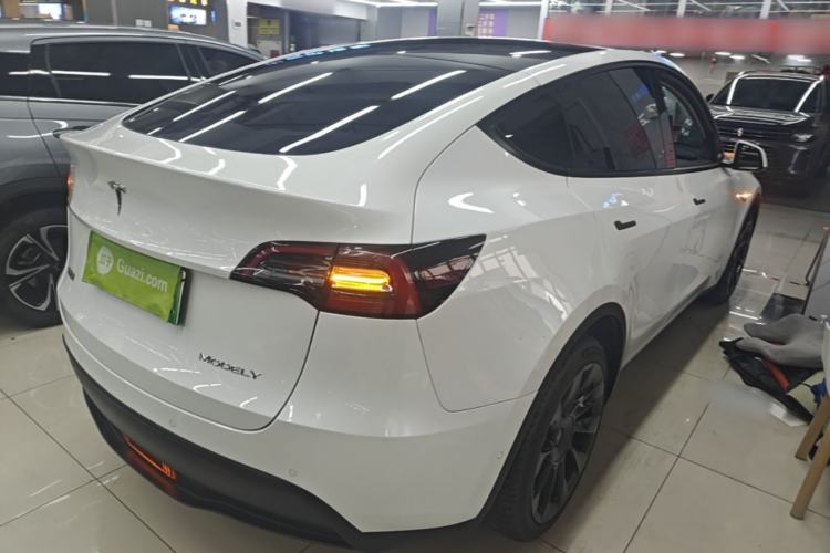 Used Tesla Model Y 2021 Long-Range All-Wheel-Drive Version Rear Right 45 Deg
