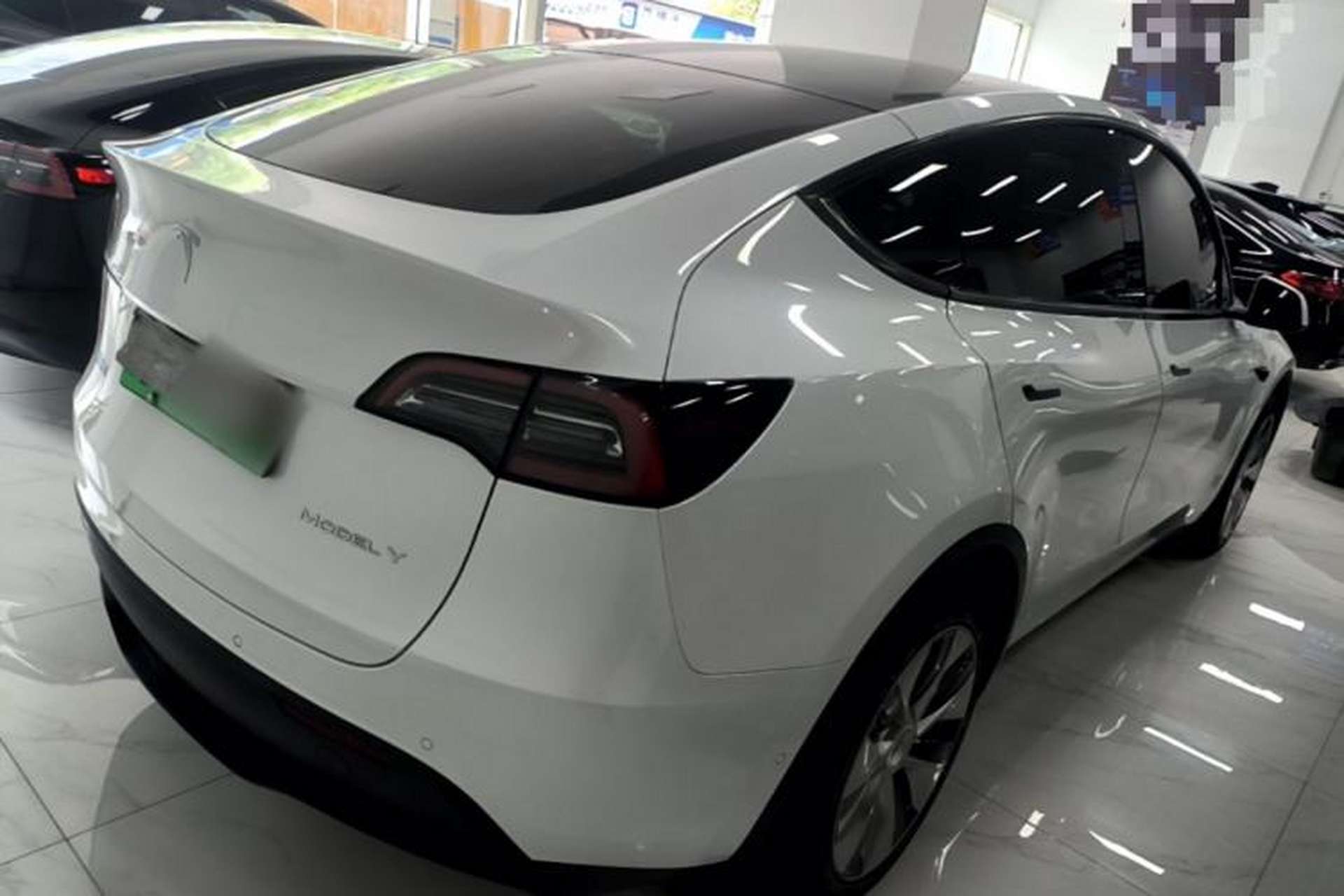 Used Tesla Model Y 2021 Standard Range Rear-Wheel Drive Version Rear Right 45 Deg