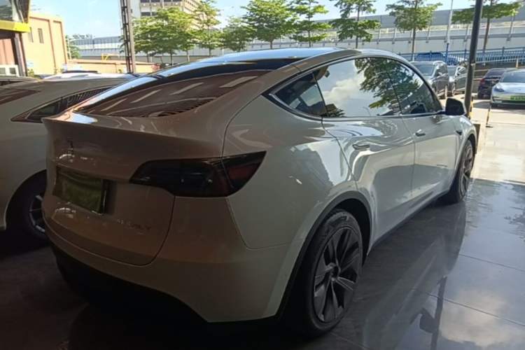 Used Tesla Model Y 2021 Standard Range Rear-Wheel Drive Version Rear Right 45 Deg