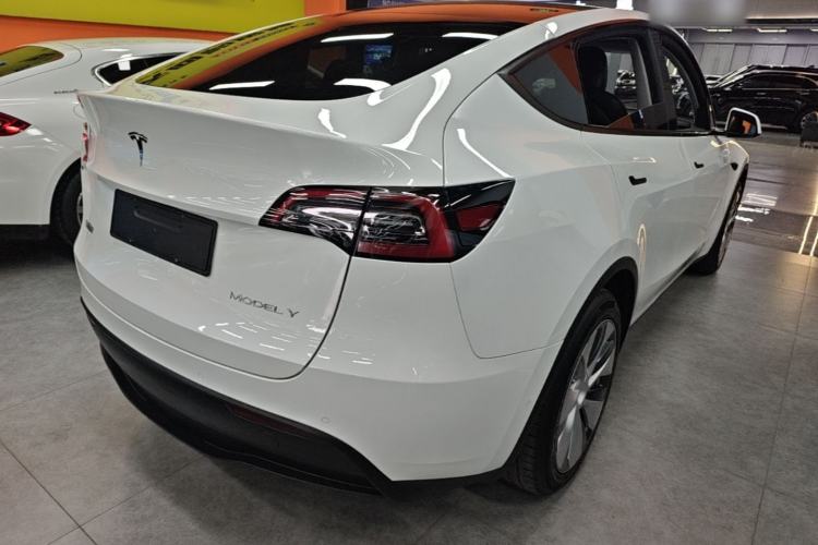 Used Tesla Model Y 2021 Standard Range Rear-Wheel Drive Version Rear Right 45 Deg