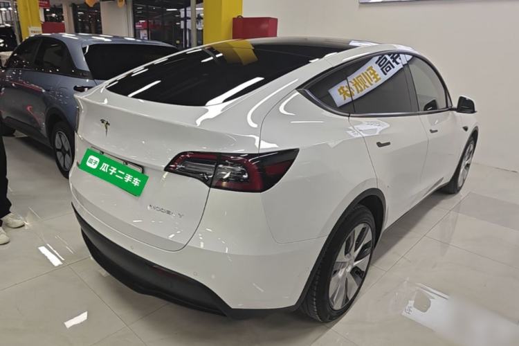 Used Tesla Model Y 2021 Standard Range Rear-Wheel Drive Version Rear Right 45 Deg