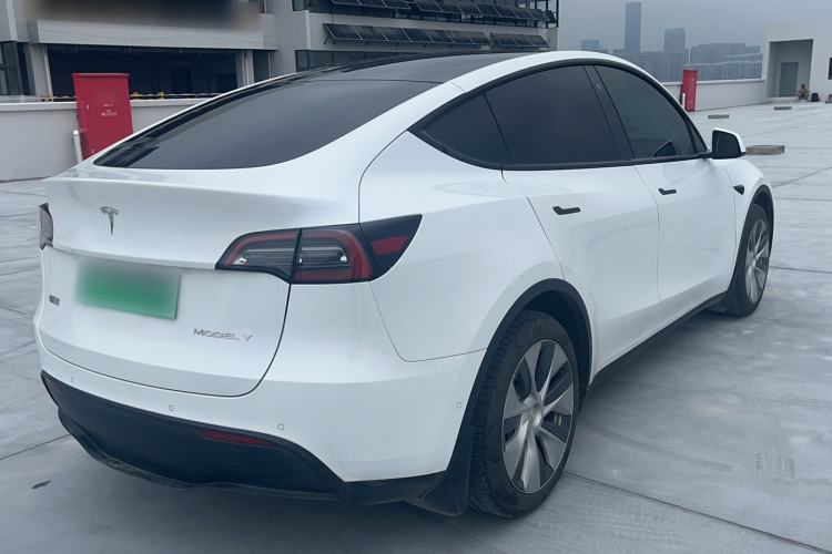 Used Tesla Model Y 2021 Standard Range Rear-Wheel Drive Version Rear Right 45 Deg