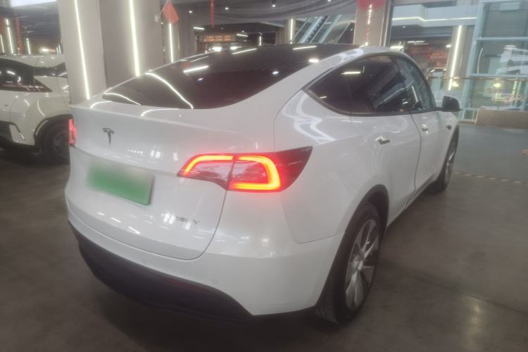Used Tesla Model Y 2021 Standard Range Rear-Wheel Drive Version Rear Right 45 Deg