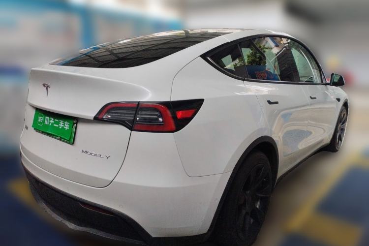 Used Tesla Model Y 2021 Standard Range Rear-Wheel Drive Version Rear Right 45 Deg