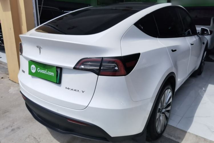 Used Tesla Model Y 2021 Standard Range Rear-Wheel Drive Version Rear Right 45 Deg