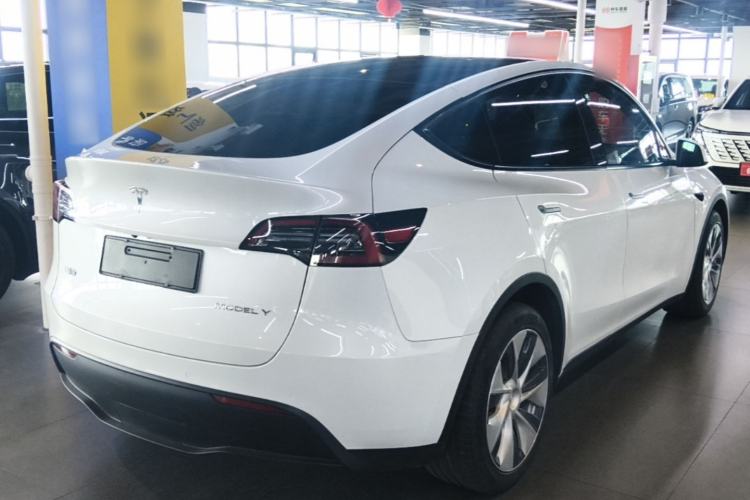 Used Tesla Model Y 2021 Long-Range All-Wheel-Drive Version Rear Right 45 Deg