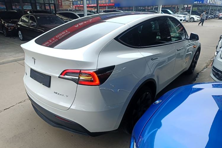 Used Tesla Model Y 2021 Revised Version 2 Long-Range All-Wheel-Drive Edition Rear Right 45 Deg