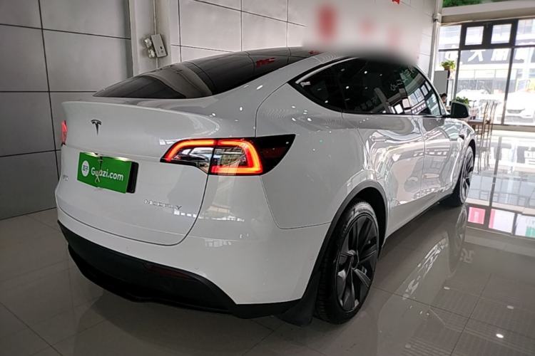 Used Tesla Model Y 2021 Standard Range Rear-Wheel Drive Version Rear Right 45 Deg
