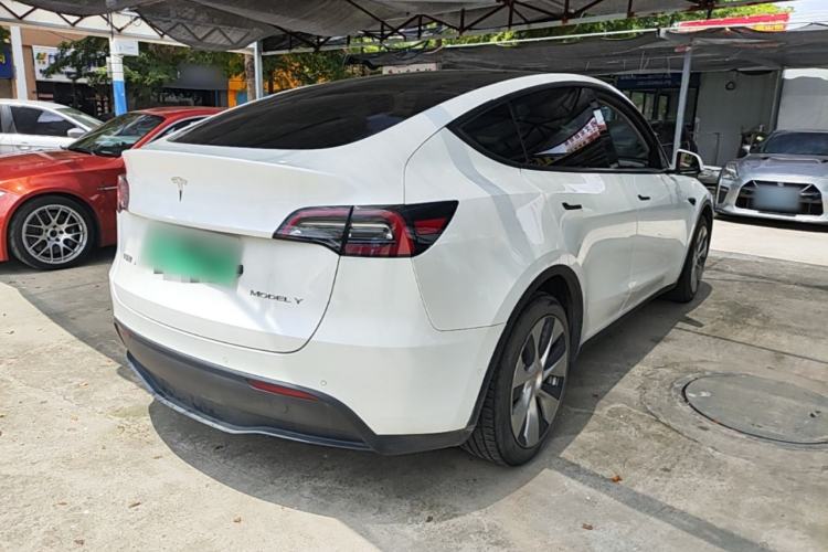 Used Tesla Model Y 2021 Standard Range Rear-Wheel Drive Version Rear Right 45 Deg