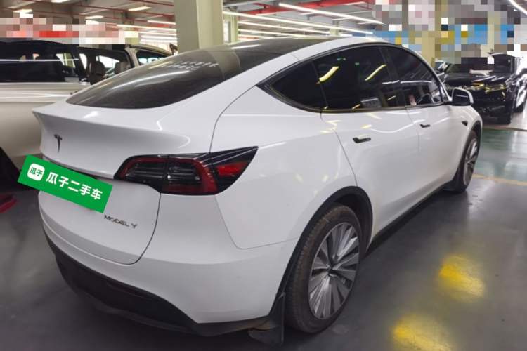 Used Tesla Model Y 2021 Standard Range Rear-Wheel Drive Version Rear Right 45 Deg