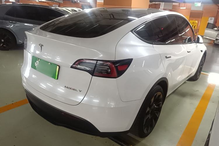 Used Tesla Model Y 2021 Standard Range Rear-Wheel Drive Version Rear Right 45 Deg