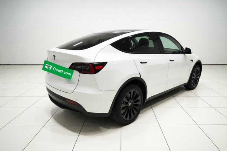 Used Tesla Model Y 2021 Standard Range Rear-Wheel Drive Version Rear Right 45 Deg