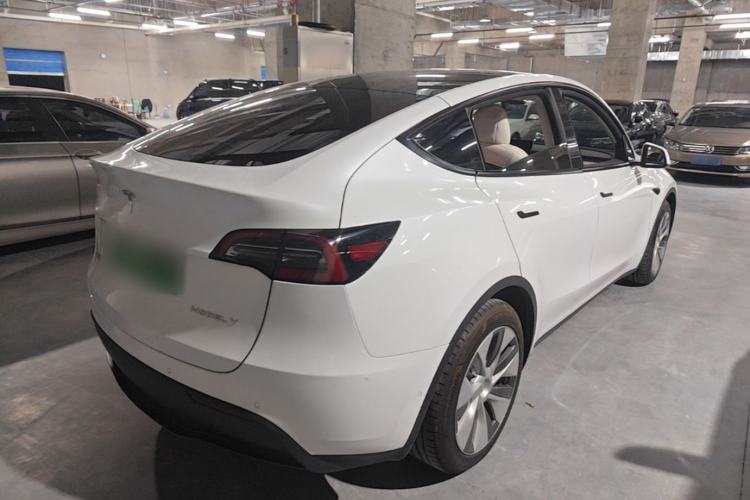 Used Tesla Model Y 2021 Standard Range Rear-Wheel Drive Version Rear Right 45 Deg