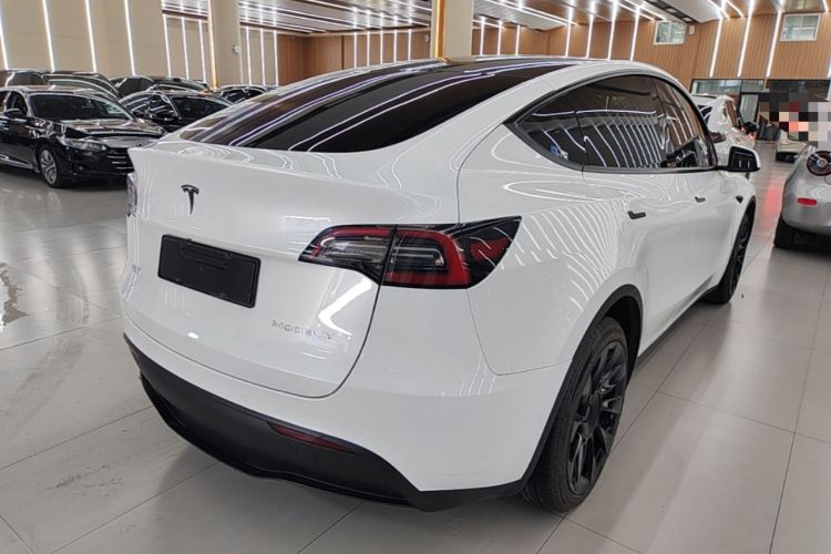 Used Tesla Model Y 2021 Revised Version 2 Long-Range All-Wheel-Drive Edition Rear Right 45 Deg