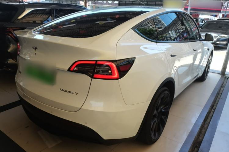 Used Tesla Model Y 2021 Long-Range All-Wheel-Drive Version 3D7 Rear Right 45 Deg