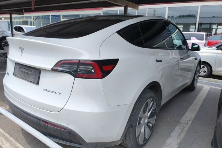 Used Tesla Model Y 2021 Standard Range Rear-Wheel Drive Version Rear Right 45 Deg