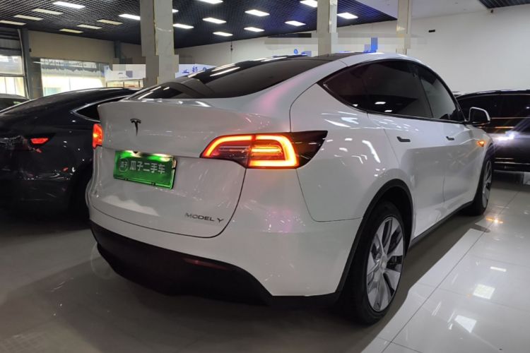 Used Tesla Model Y 2021 Long-Range All-Wheel-Drive Version 3D7 Rear Right 45 Deg