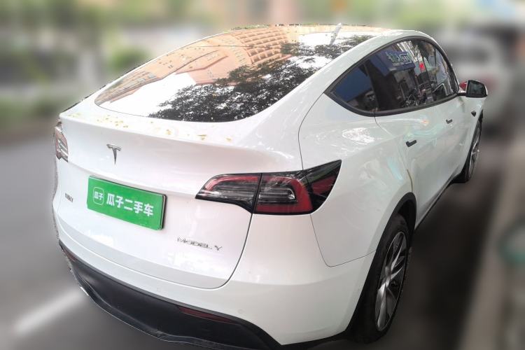 Used Tesla Model Y 2021 Long-Range All-Wheel-Drive Version Rear Right 45 Deg