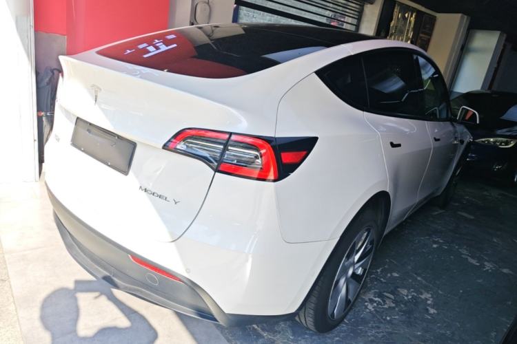 Used Tesla Model Y 2021 Standard Range Rear-Wheel Drive Version Rear Right 45 Deg