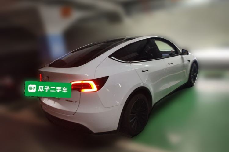 Used Tesla Model Y 2021 Standard Range Rear-Wheel Drive Version Rear Right 45 Deg
